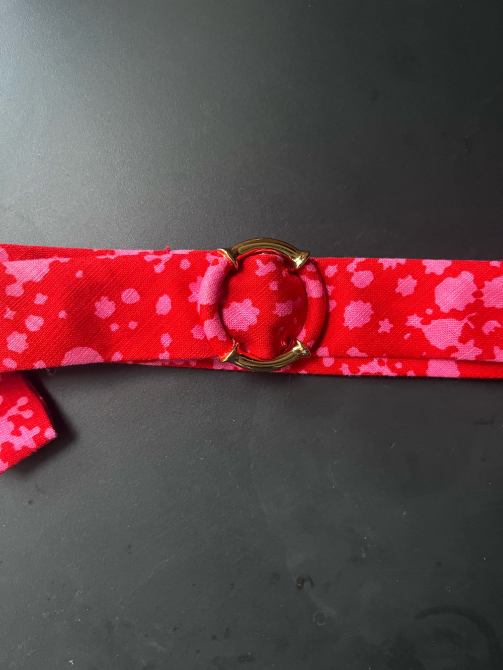 J. Crew Red and Pink Patterned Fabric Belt with Gold Ring Accent NWT - Picture 1 of 4